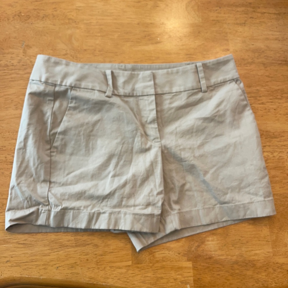 Khaki city shorts